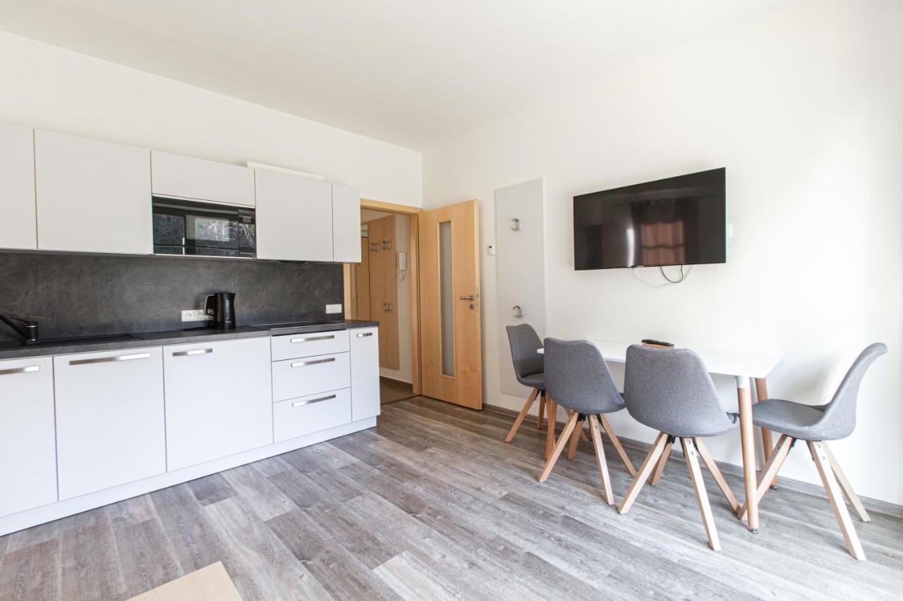 Apartmány Říčky - Hotel Říčky Ricky (Hradec Kralove) Exterior foto