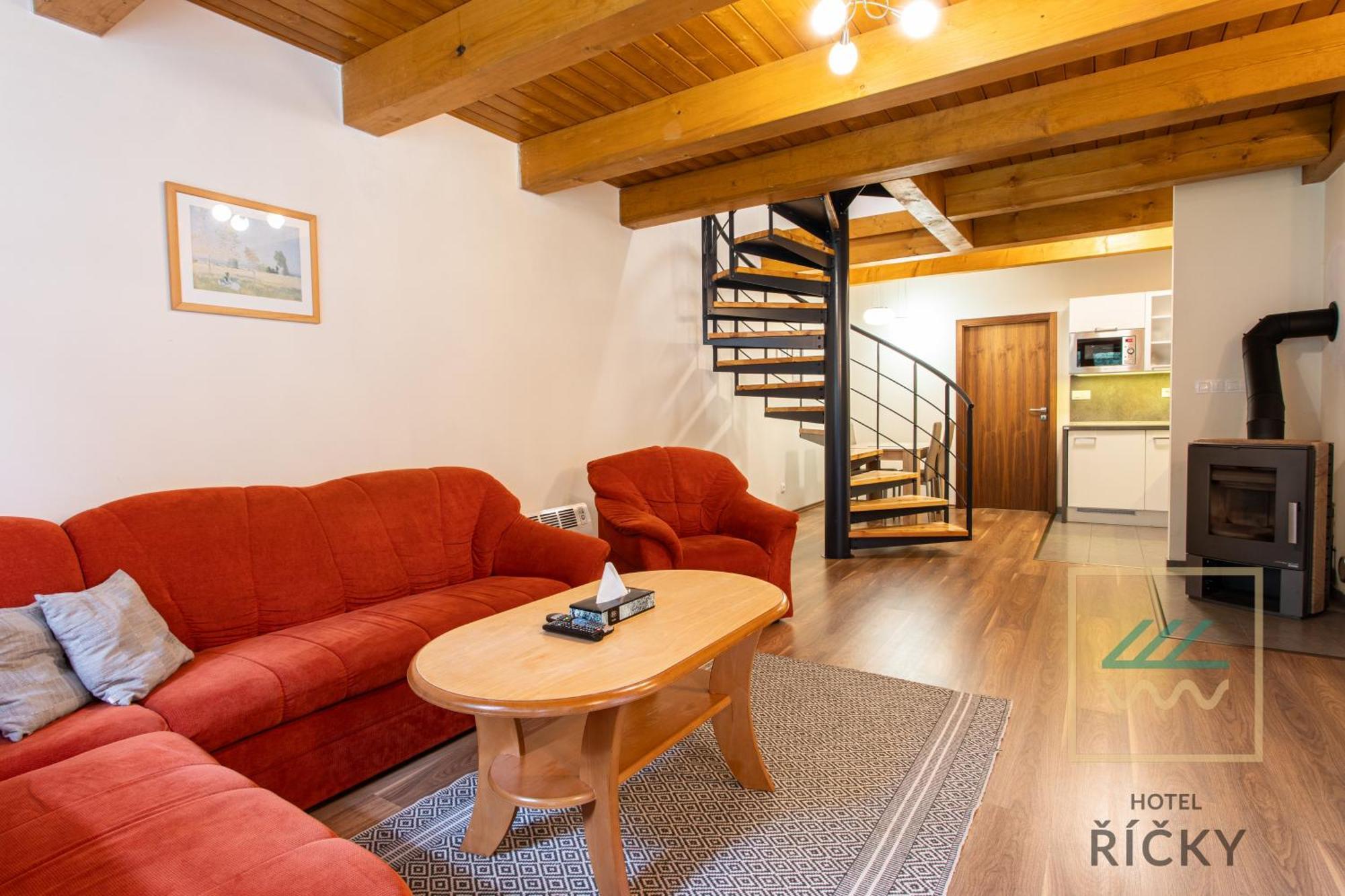 Apartmány Říčky - Hotel Říčky Ricky (Hradec Kralove) Exterior foto