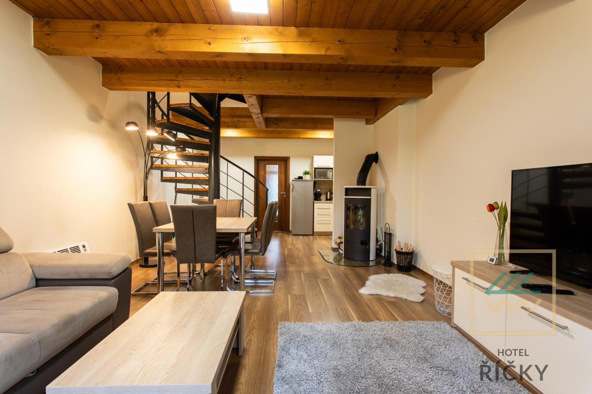 Apartmány Říčky - Hotel Říčky Ricky (Hradec Kralove) Exterior foto